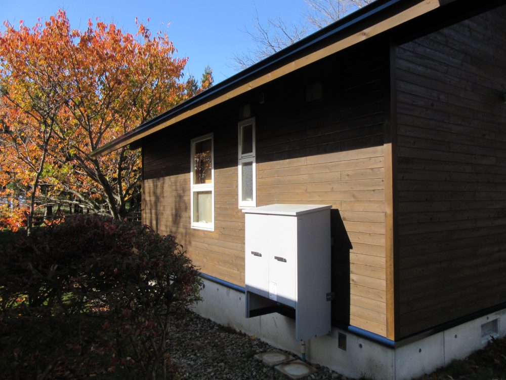 ログハウス防腐剤塗装 完成